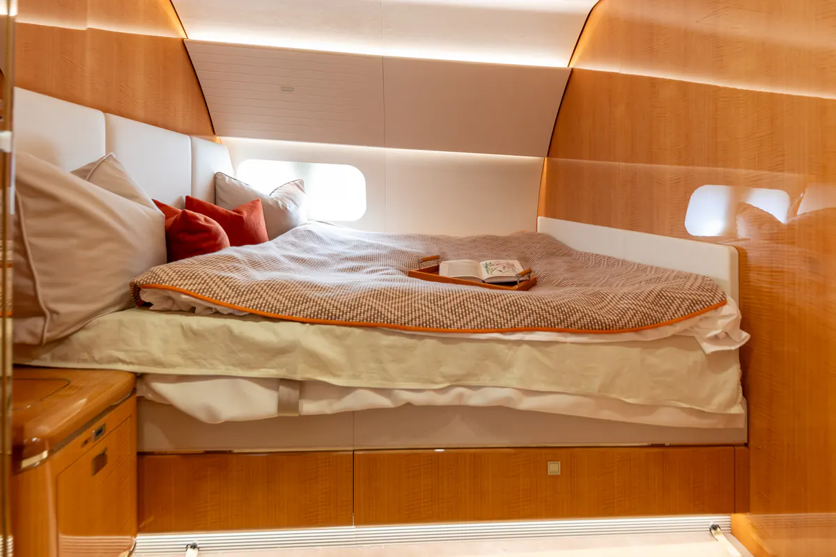 Airbus ACJ319 · cabin detail