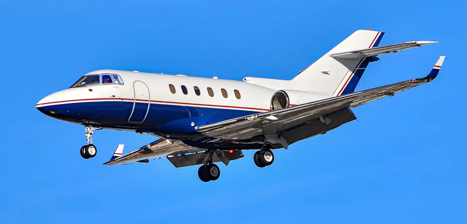 Hawker 900XP