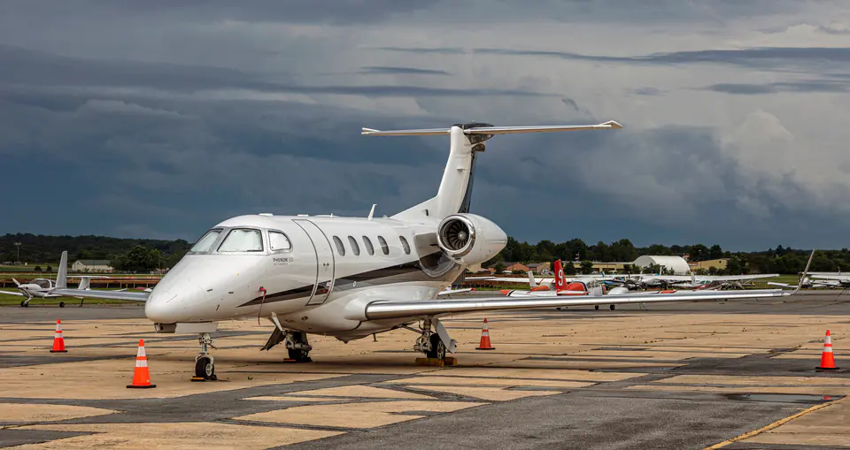 Embraer Phenom 300