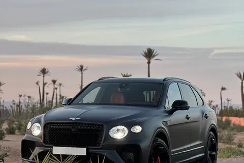 Real Accrocar Bentley photographed in Marrakech for vehicle verification